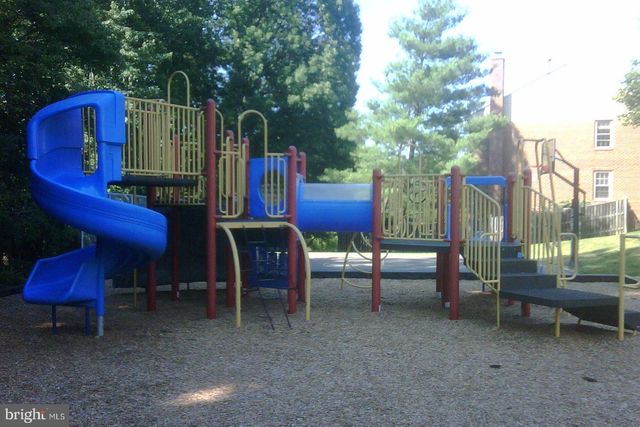 5342 GUINEA RD, Fairfax, VA 22032