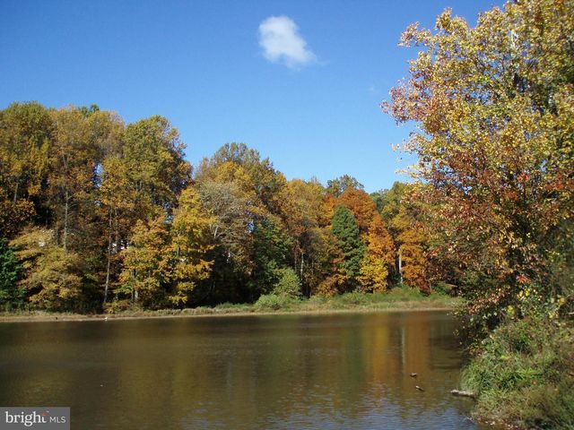 5342 GUINEA RD, Fairfax, VA 22032