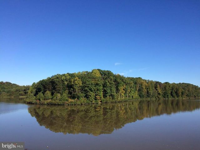 5342 GUINEA RD, Fairfax, VA 22032