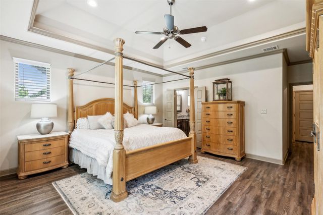 3860 Legend Trail, Granbury, TX 76049