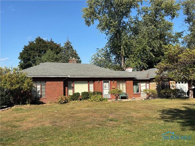 5222 Mardone Drive, Toledo, OH 43615