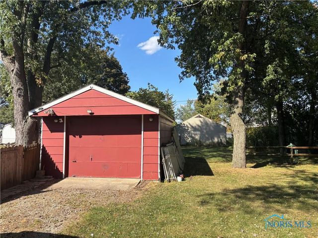 5222 Mardone Drive, Toledo, OH 43615