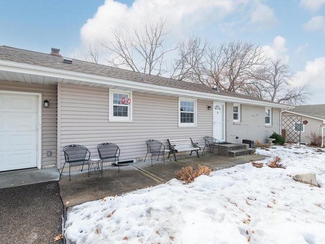 17731 Sterling Terrace, Eden Prairie, MN 55346