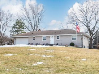 17731 Sterling Terrace, Eden Prairie, MN 55346