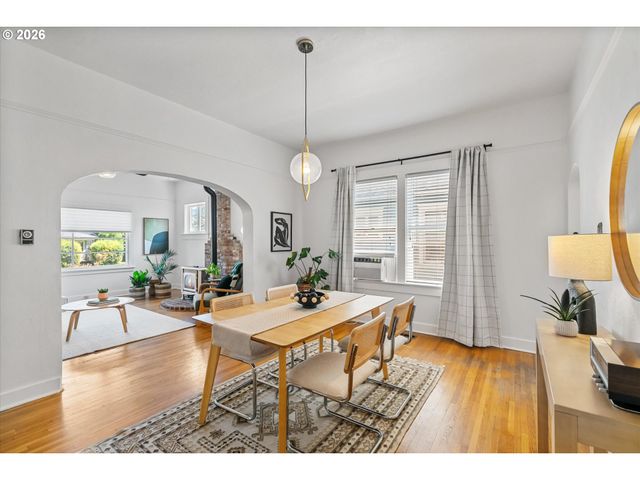 5924 Se Holgate Blvd, Portland, OR 97206
