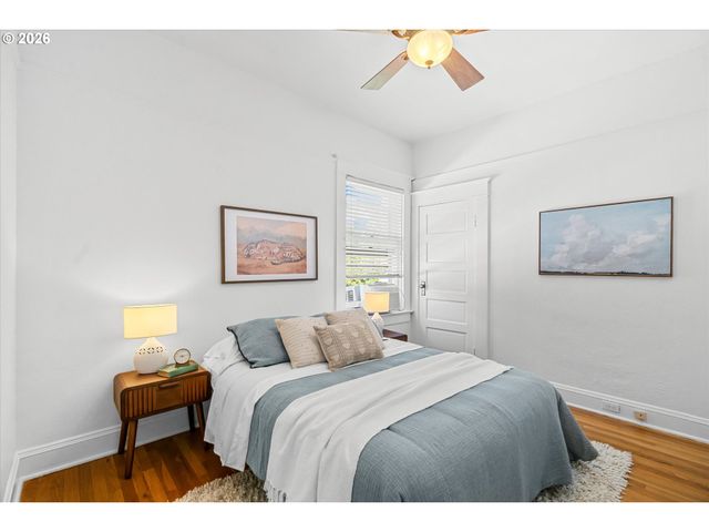 5924 Se Holgate Blvd, Portland, OR 97206