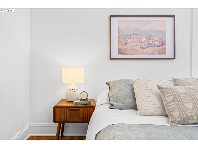 5924 Se Holgate Blvd, Portland, OR 97206