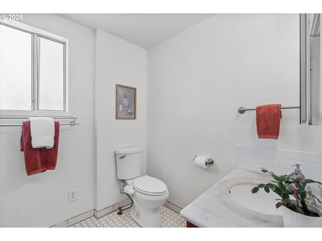 5924 Se Holgate Blvd, Portland, OR 97206
