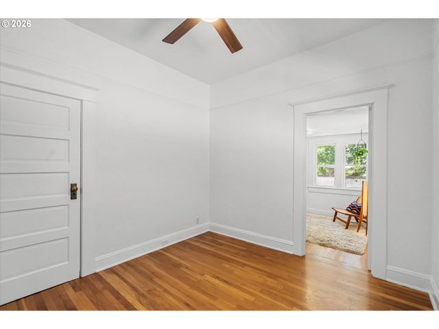 5924 Se Holgate Blvd, Portland, OR 97206