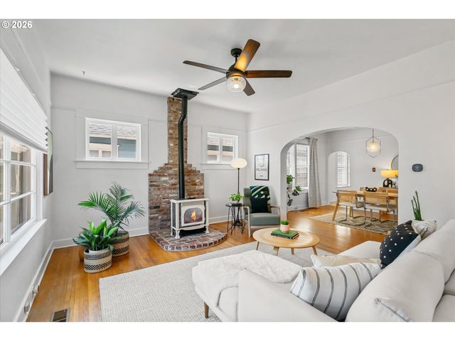 5924 Se Holgate Blvd, Portland, OR 97206