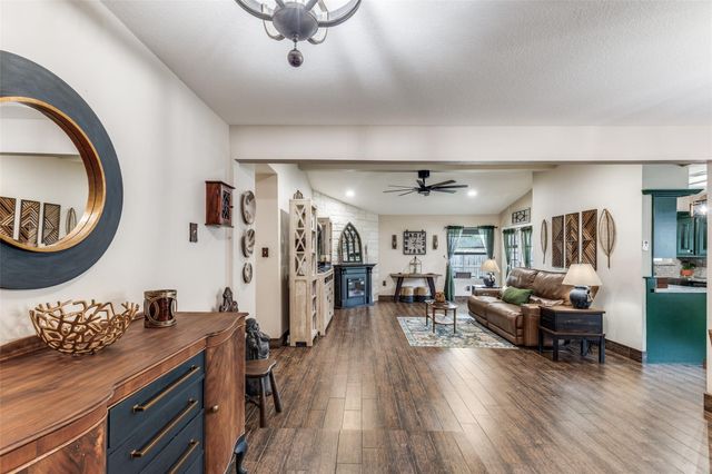 1433 N Park Ridge Drive, Deer Park, TX 77536