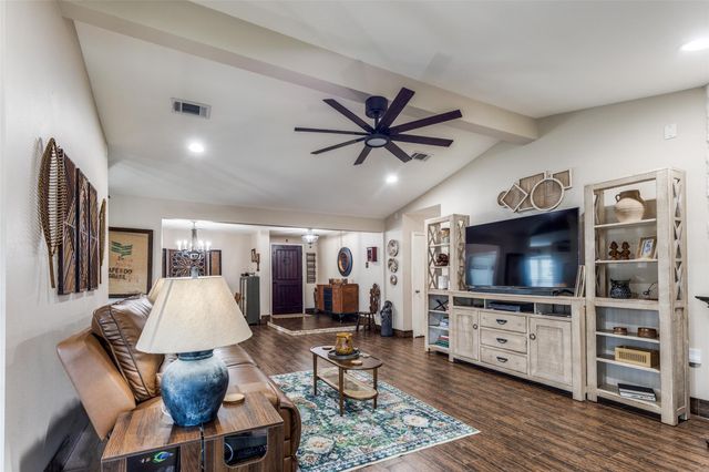 1433 N Park Ridge Drive, Deer Park, TX 77536