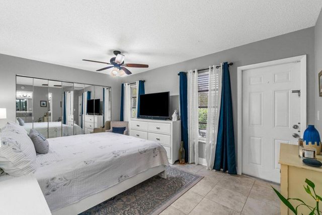 4935 NW 2nd Street A, Delray Beach, FL 33445