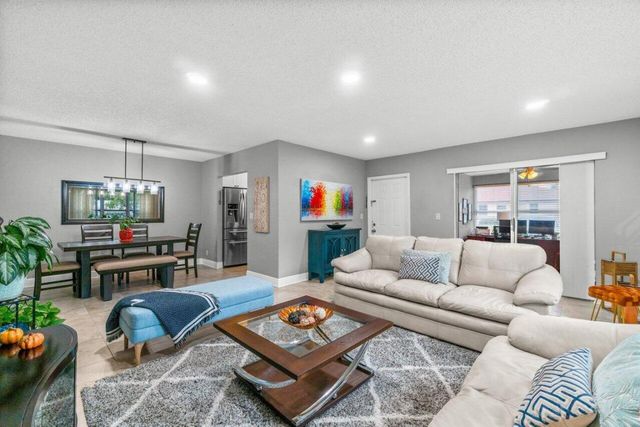 4935 NW 2nd Street A, Delray Beach, FL 33445