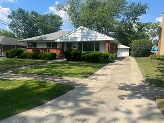 3N446 N Howard Avenue, Elmhurst, IL 60126