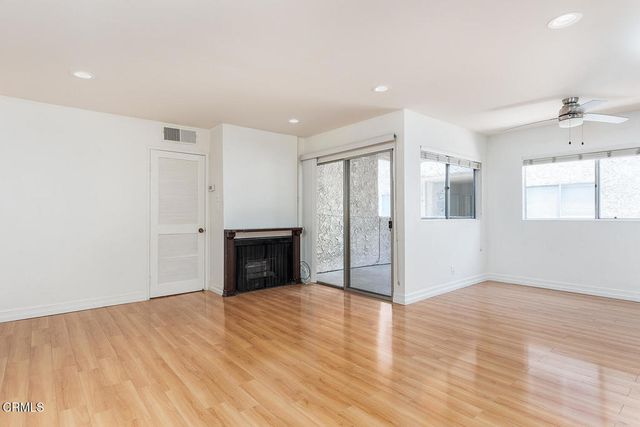 2386 E Del Mar Boulevard 220, Pasadena, CA 91107