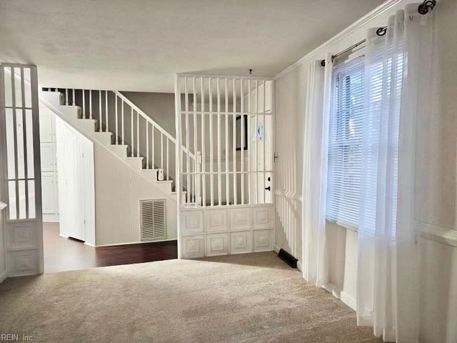 620 Sterling ST, Newport News, VA 23605