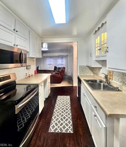 620 Sterling ST, Newport News, VA 23605