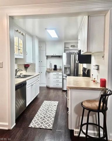 620 Sterling ST, Newport News, VA 23605