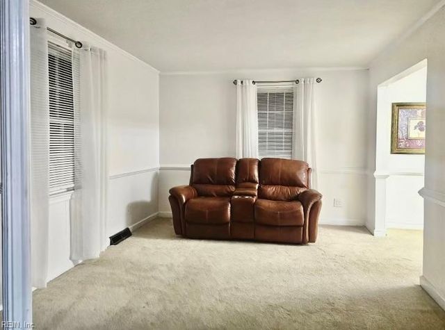 620 Sterling ST, Newport News, VA 23605