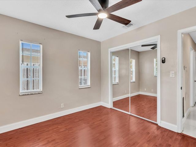 6831 NW 81st Place, Tamarac, FL 33321