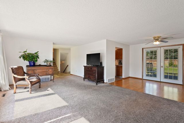 2023 S Fawn Dr, Spokane Valley, WA 99206