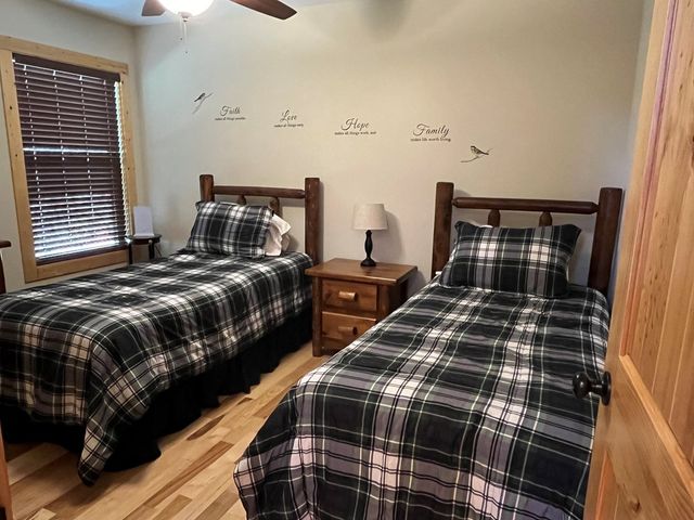 465 Confederate Circle, Murphy, NC 27906