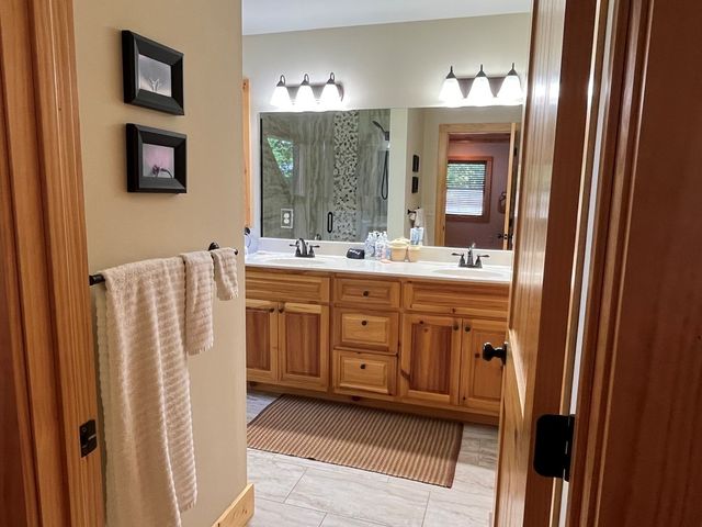 465 Confederate Circle, Murphy, NC 27906