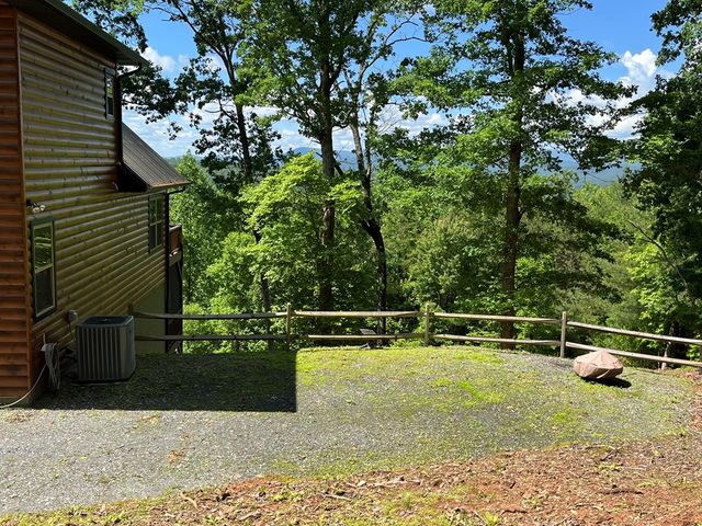 465 Confederate Circle, Murphy, NC 27906