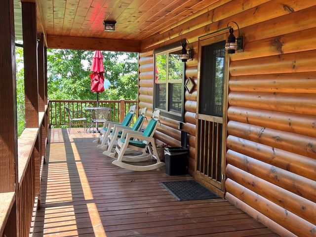 465 Confederate Circle, Murphy, NC 27906