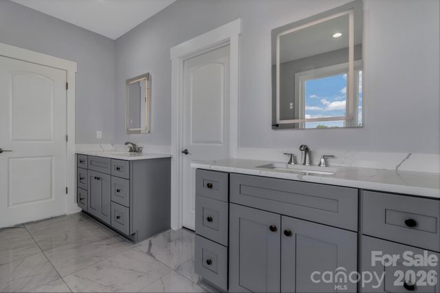 79 Scott Meadows Drive, Asheville, NC 28806
