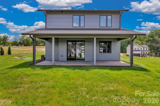 79 Scott Meadows Drive, Asheville, NC 28806
