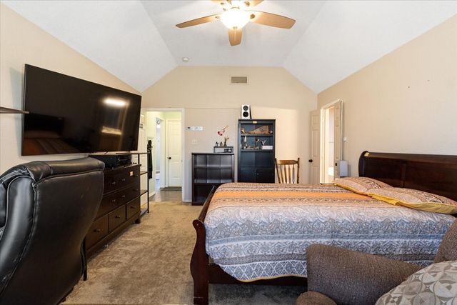 905 Forest Hollow Drive, Hurst, TX 76053