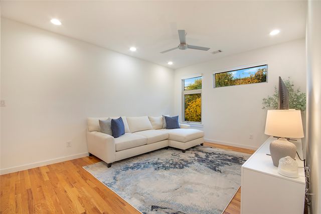 2210 Lola Court, Dallas, TX 75206