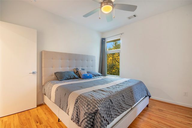 2210 Lola Court, Dallas, TX 75206