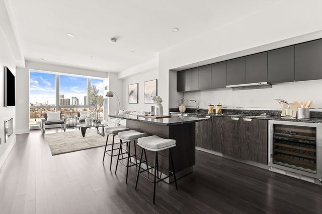 110 Stuart St 19F, Boston, MA 02116