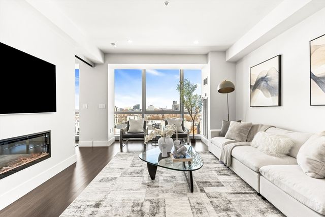 110 Stuart St 19F, Boston, MA 02116