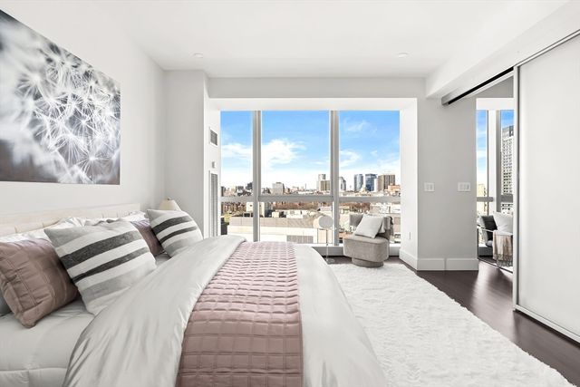 110 Stuart St 19F, Boston, MA 02116