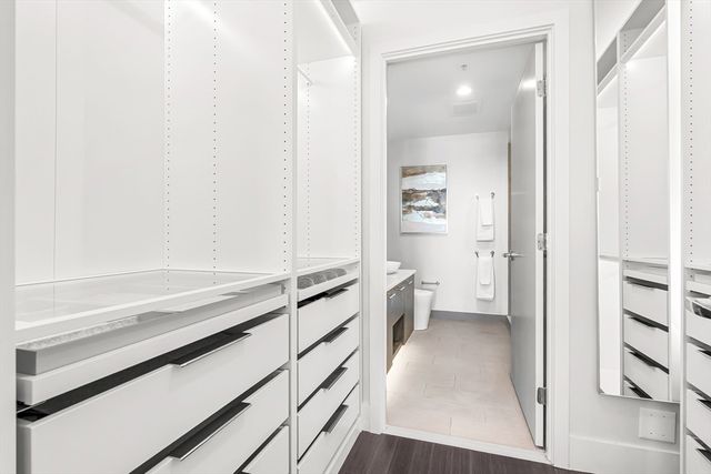 110 Stuart St 19F, Boston, MA 02116