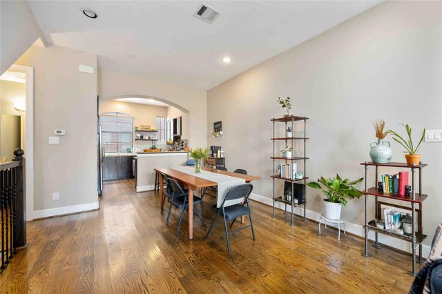 2110 Shearn Street 12, Houston, TX 77007