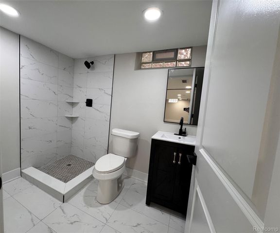 20618 Woodside Street, Harper Woods, MI 48225