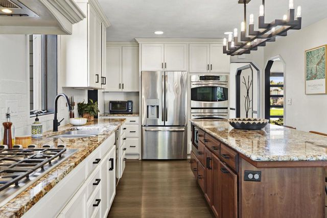 7910 Black River Road, Verona, WI 53593