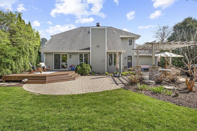7910 Black River Road, Verona, WI 53593
