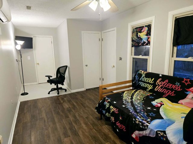 5557 Evelyn Drive, North Charleston, SC 29418