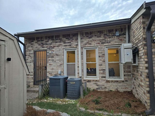 5557 Evelyn Drive, North Charleston, SC 29418