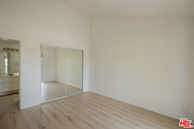 8505 Columbus Avenue 307, Los Angeles, CA 91343