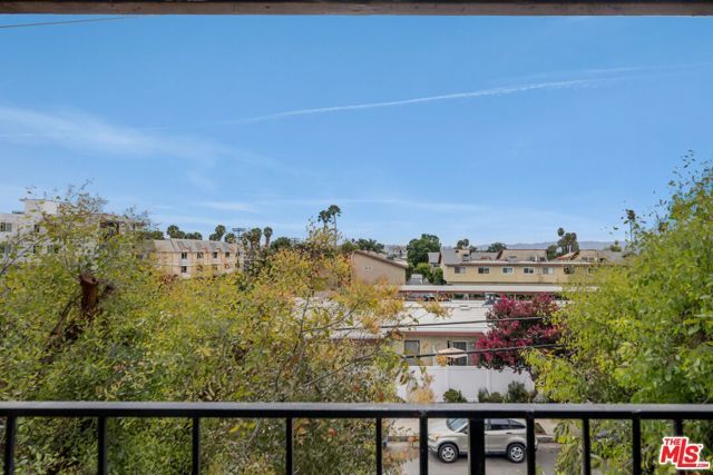8505 Columbus Avenue 307, Los Angeles, CA 91343