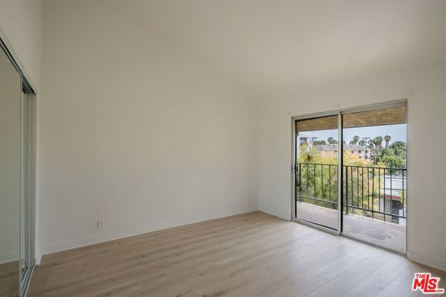8505 Columbus Avenue 307, Los Angeles, CA 91343