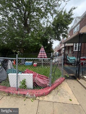 5220 MARWOOD RD, Philadelphia, PA 19120
