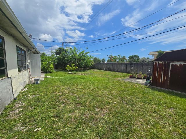 3560 NW 3rd Avenue 1-2, Pompano Beach, FL 33064